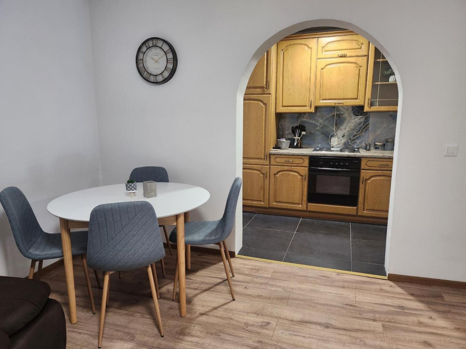 Apartment Saraj Lux *